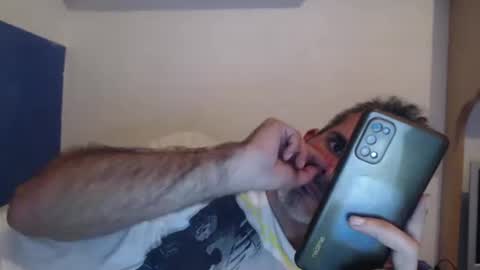 Collin Farrel online show from December 11, 12:12 pm