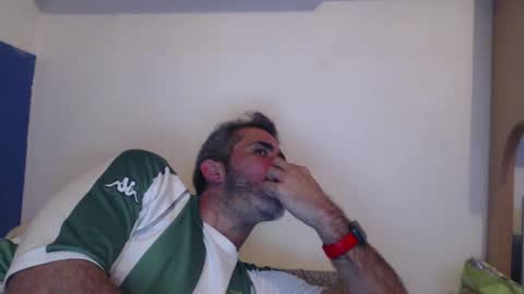 Collin Farrel online show from December 29, 12:30 am