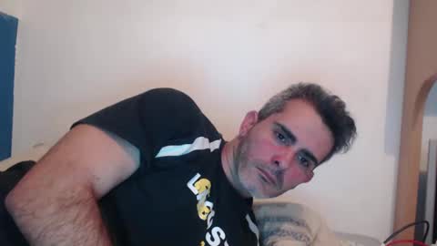 Collin Farrel online show from December 31, 6:24 pm