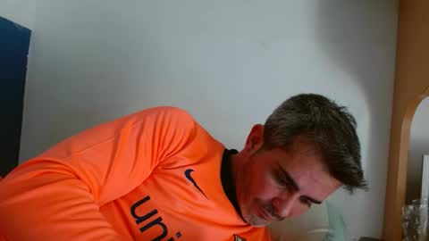 Collin Farrel online show from January 30, 1:31 pm