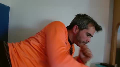 Collin Farrel online show from February 2, 9:51 am