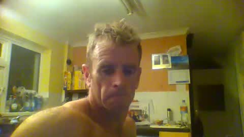 Snapshot of cags84 chatting on May 25, 10:38 pm cags84 online show from May 25, 10:38 pm