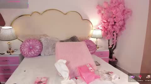 Cahitlin  online show from February 11, 6:51 am