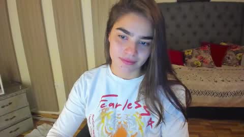 caitlingomez0 online show from February 17, 11:07 am