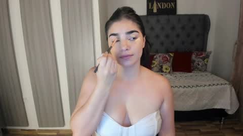 caitlingomez0 online show from March 31, 10:26 am