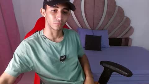 caius online show from February 8, 11:24 am