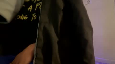 Snapshot of cakezoverfakez chatting on March 12, 9:02 am longjohns online show from March 12, 9:02 am