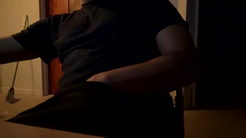 Snapshot of cakezoverfakez chatting on September 23, 10:07 am longjohns online show from September 23, 10:07 am