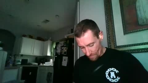 Snapshot of calbry82 chatting on October 31, 9:38 pm calbry82 online show from October 31, 9:38 pm