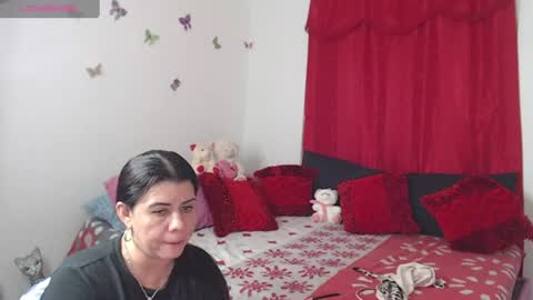 caliente_in_passion online show from June 12, 4:55 am