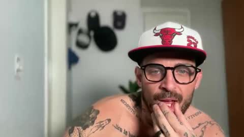 CaliforniaBrazilian online show from April 9, 9:42 pm