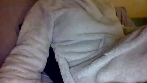 Snapshot of caligirl310r chatting on January 25, 1:52 pm Caligurl Queen Head Fluffer In Charge Goddess of Cocktease Mistress of Holes online show from January 25, 1:52 pm