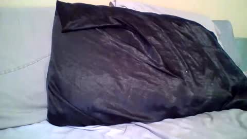 Snapshot of caligirl310r chatting on February 27, 7:26 pm Caligurl Queen Head Fluffer In Charge Goddess of Cocktease Mistress of Holes online show from February 27, 7:26 pm