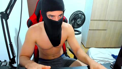 calihotcaliente27 online show from December 11, 11:51 am