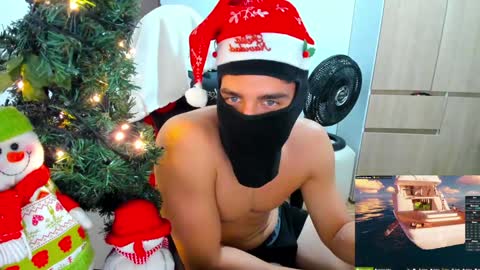 calihotcaliente27 online show from December 31, 1:30 pm