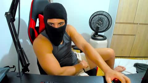 calihotcaliente27 online show from February 1, 2:34 pm