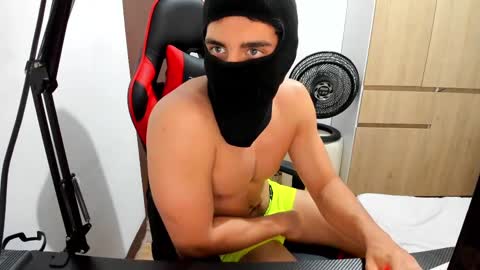 calihotcaliente27 online show from February 26, 1:08 pm