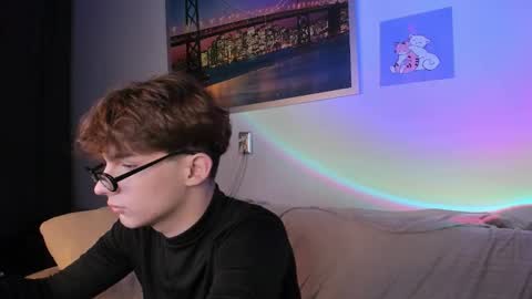 Call me Leo online show from February 1, 1:23 am