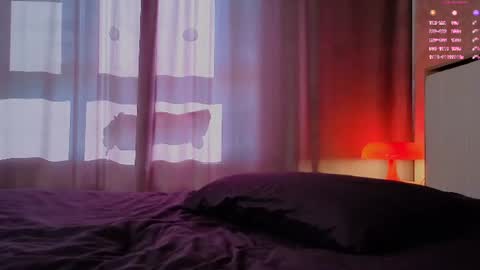 Snapshot of call__me_mommy_ chatting on June 19, 3:27 pm Nancy Please thumbs up me online show from June 19, 3:27 pm