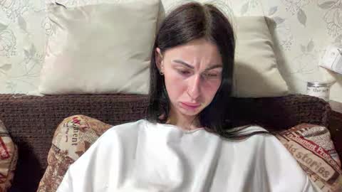 Anna online show from April 8, 10:54 pm