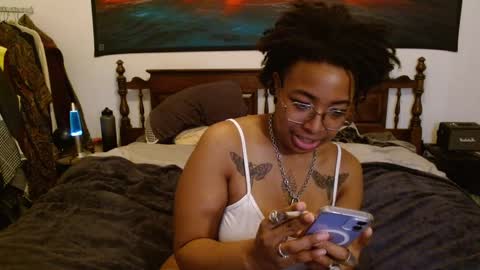 Snapshot of call_me_hedone chatting on January 27, 3:07 pm Hedone online show from January 27, 3:07 pm