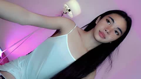 call_me_nina online show from May 14, 3:02 am