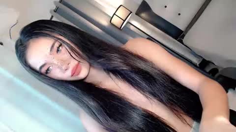 call_me_nina online show from June 2, 1:18 am