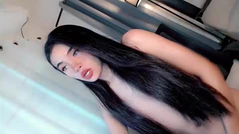 call_me_nina online show from June 6, 2:27 am