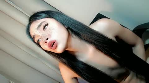 call_me_nina online show from June 13, 11:02 pm