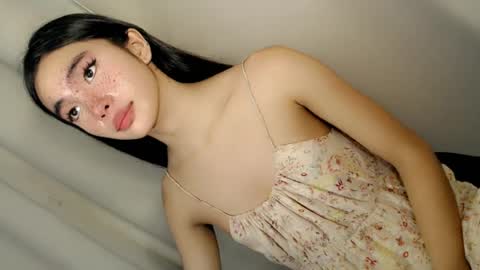 call_me_nina online show from August 7, 1:29 am