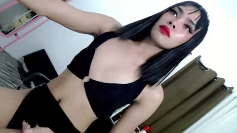 call_me_taylor online show from July 25, 11:19 am