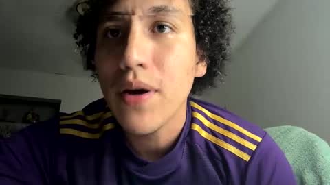 Snapshot of callme38315 chatting on October 5, 1:26 am callme38315 online show from October 5, 1:26 am