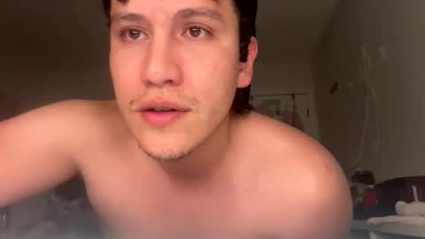 Snapshot of callme38315 chatting on November 14, 12:09 am callme38315 online show from November 14, 12:09 am