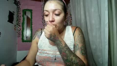 paula online show from April 8, 4:56 am