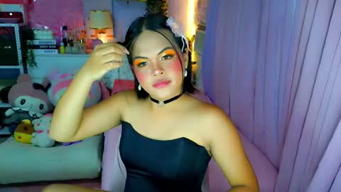 Snapshot of callme_mia chatting on March 24, 4:28 am Mia online show from March 24, 4:28 am