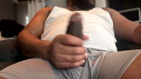 Snapshot of callmerooster chatting on January 5, 12:42 am Rooster online show from January 5, 12:42 am