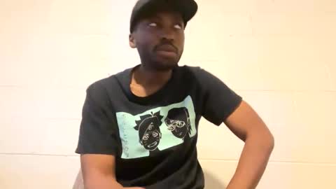 Snapshot of callontyrone21 chatting on September 21, 2:46 am Callontyrone21 online show from September 21, 2:46 am