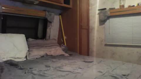 Sexy mama online show from November 1, 4:58 am