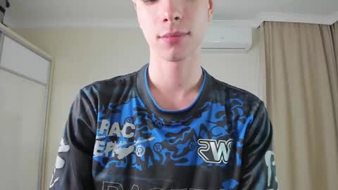 Hey I am Calvin  online show from February 19, 10:20 pm