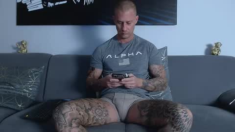 Calvin  online show from January 30, 5:41 am