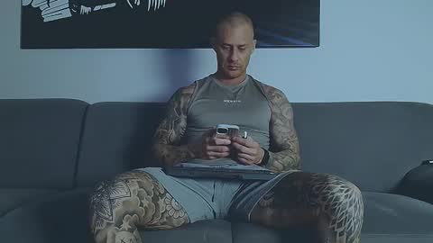 Calvin  online show from February 26, 7:35 pm