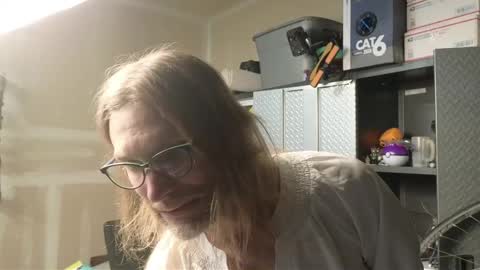 Snapshot of calypsocabal chatting on May 13, 12:52 am Calypso online show from May 13, 12:52 am