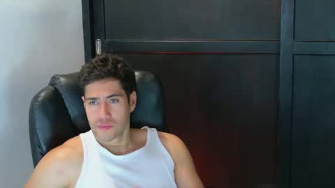 camara110 online show from October 3, 3:25 am