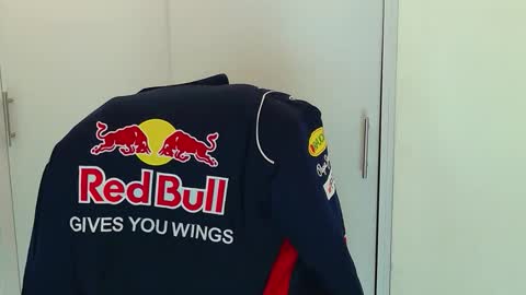 camara110 online show from November 30, 1:59 pm