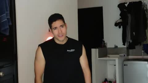 camara110 online show from August 2, 3:05 am