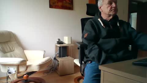 Snapshot of camcologne chatting on February 10, 2:16 pm camcologne online show from February 10, 2:16 pm