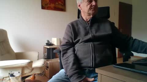 camcologne online show from March 17, 10:29 am