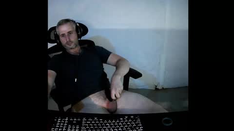 Snapshot of camcrusader chatting on September 10, 8:20 pm herp derp online show from September 10, 8:20 pm