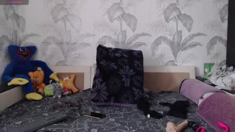 Snapshot of camdiva1 chatting on June 3, 8:39 am CamDiva1 online show from June 3, 8:39 am