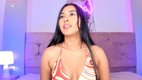 Camelia Smith online show from December 24, 7:06 am